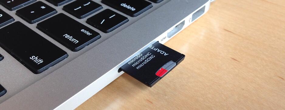 connect sd card to mac